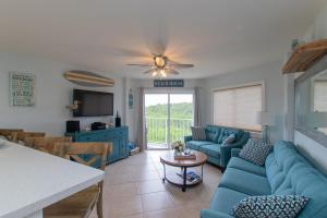 Posezení v ubytování Ocean Pointe Resorts - 1214 Sea View