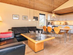 Posezení v ubytování Holiday Home Ingersvej III