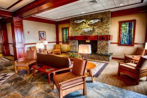Galeriebild der Unterkunft Lucky 7 Casino & Hotel (Howonquet Lodge) in Smith River