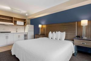 Postel nebo postele na pokoji v ubytování Extended Stay America Premier Suites - Portland - North