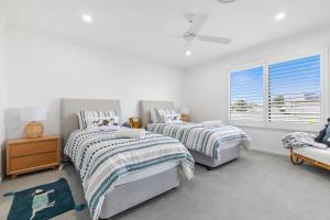 Letto o letti in una camera di YALLA24-Luxury Resort Style Home