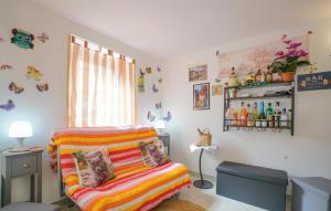 Ruang duduk di 1 Bedroom Lovely Home In San Cristoforo