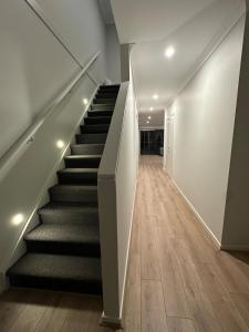 Fotografie z fotogalerie ubytování Charming Lakeside Retreat v destinaci Plumpton