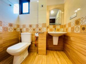 Koupelna v ubytování Emerald Villa