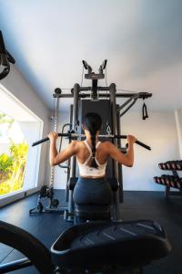 Fitness centrum a/nebo fitness zařízení v ubytování Samadiya Canggu