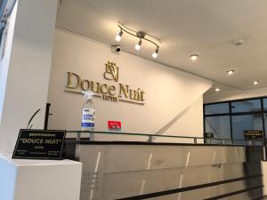 Certifikát, hodnocení, plakát nebo jiný dokument vystavený v ubytování Hotel Douce Nuit