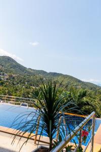 En generel udsigt til bjerge eller udsigt til bjerge taget fra lejligheden