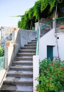 Το κτήριο όπου στεγάζεται  η παραθεριστική κατοικία +10 φωτογραφίες