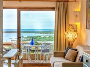 Gallery image of Residence with swimming pool in Marinella just 300 mt from the sea, apartments with sea view in Marinella