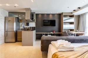 Η κουζίνα ή μικρή κουζίνα στο Belíssimo Apartamento DF PLAZA 1º Andar