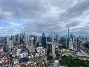 Nespecifikovaný výhled na destinaci Kuala Lumpur nebo výhled na město při pohledu z hostelu