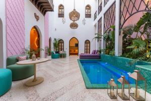 Bazén v ubytování Riad Rumi Marrakech Medina nebo v jeho okolí