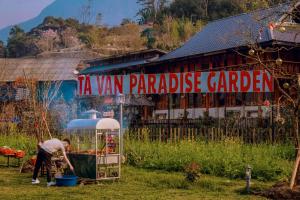 Zahrada ubytování Mường Hoa Local House