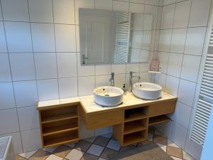 Koupelna v ubytování Raelax + 17 fotografií