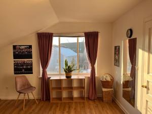 Nespecifikovaný výhled na hory nebo výhled na hory při pohledu z bed and breakfast