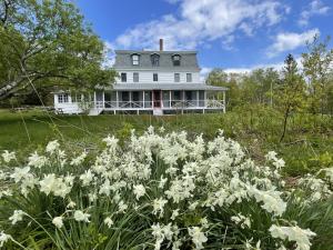 Κήπος έξω από το Oakland House Seaside Inn & Cottages