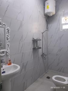 Bagno di HAWAKOM JABAL SHAMS REST house