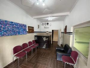 Kuchyň nebo kuchyňský kout v ubytování The Bonadikombo LK HOTEL