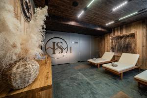 Posedenie v ubytovaní Hotel Litworowy Staw