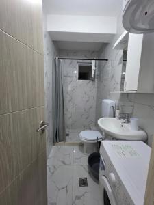Koupelna v ubytování Plavi talas + 19 fotografií