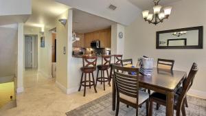 Φωτογραφία από το άλμπουμ του 411 Mariners Club σε Key Largo