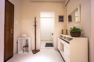 Kép Zacharitsa APT at Acropolis up 4 guests by LODGESPOT szállásáról Athénban a galériában