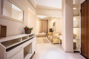 A seating area at Zacharitsa APT at Acropolis up 4 guests by LODGESPOT