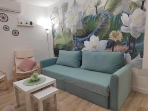 Część wypoczynkowa w obiekcie Piscina - 1ª línea de playa Puerto Deportivo