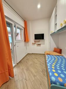 Μια τηλεόραση ή/και κέντρο ψυχαγωγίας στο La Casetta di Lulù