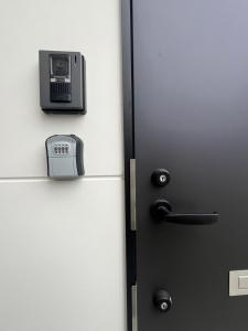 תמונה מהגלריה של Neighbor's Hotel 五日市コイン通り בהירושימה