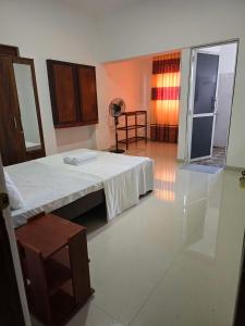 Fotografie z fotogalerie ubytování The Kandy City View Appartment Hanthana v destinaci Kandy + 5 fotografií