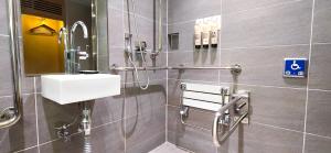 O baie la Hotel Midcity Myeongdong