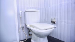 Bilik mandi di Hotel Planet Residency