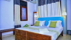 Katil atau katil-katil dalam bilik di Hotel Planet Residency +37 gambar