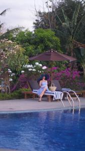 Luwansa Beach Hotelの敷地内または近くにあるプール