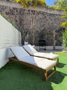A garden outside Casa vacanza Ferrara IUN P5547