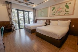 Postel nebo postele na pokoji v ubytování Faru Pine Woods Villa