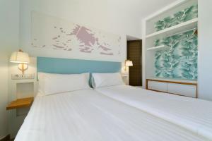 Postel nebo postele na pokoji v ubytování Salt Apartments Reina Sol