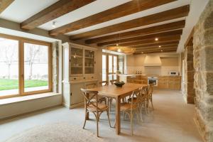 Η κουζίνα ή μικρή κουζίνα στο Casa San Blas +61 φωτογραφίες