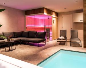 Χώρος καθιστικού στο Veluwe Villa met Privé Binnenzwembad & Sauna | 8 personen