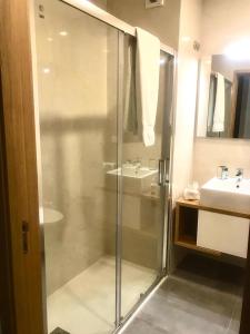 Ένα μπάνιο στο Oporto Chic & Cozy - Anibal Cunha