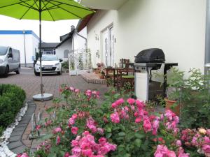 Zahrada ubytování Weingut u. Gästehaus Menten