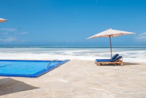 Bazén v ubytování Royal Mandarin Hotel & Resort nebo v jeho okolí