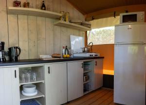 A kitchen or kitchenette at Casa Mobile - Cisano San Vito ****