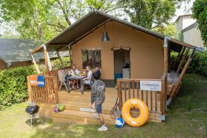 Casa Mobile - Cisano San Vito **** vendégei