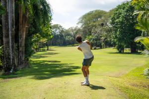Gostje med bivanjem v nastanitvi 8-min Walk to Beach with Pool & Golf