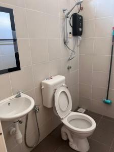 Ένα μπάνιο στο Anak bukit homes 2