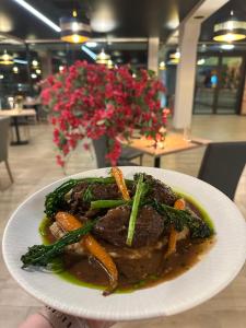 Afbeelding uit fotogalerij van Hotel - Restauracja SŁONECZNA in Gostyń