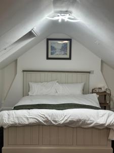 Postel nebo postele na pokoji v ubytování Room 10 NG3 2AZ