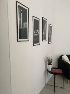 A seating area at Tirelli Apartment Roma